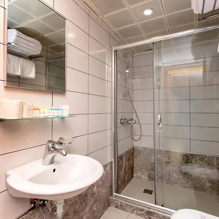 Otel Baron &