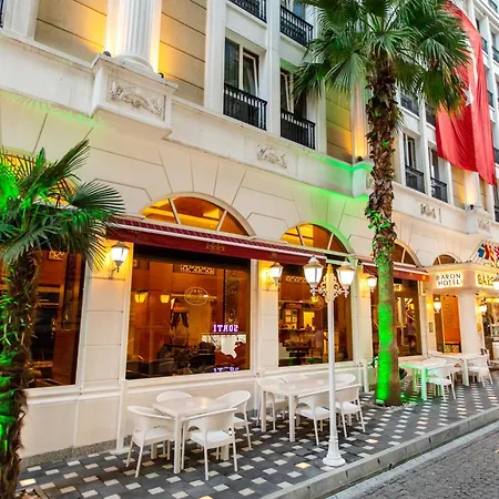 Otel Baron & 4*