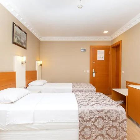 Baron & 4* İstanbul