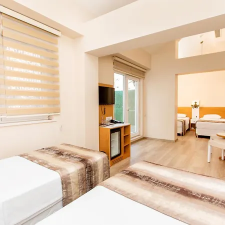 Hotel Baron & Istanbul