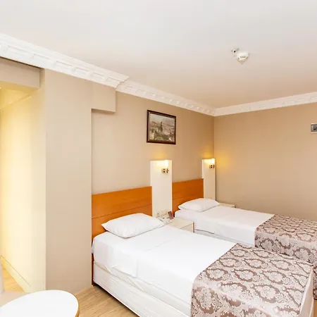 Baron & Otel 4*